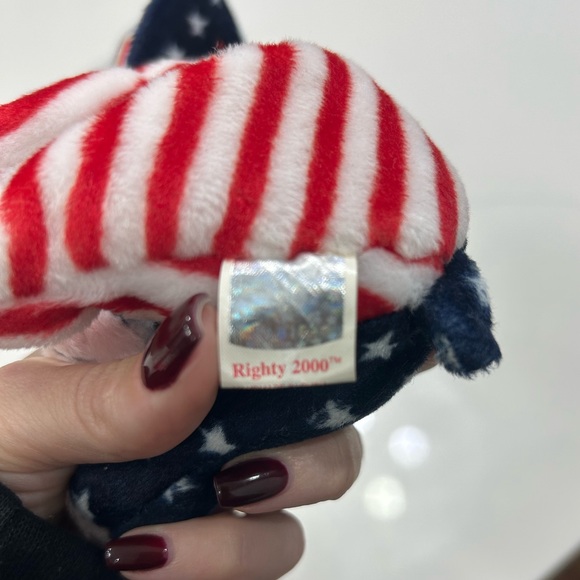 Rare Beanie Babie Righty 2000 with errors and stamped tush tag - Picture 2 of 4